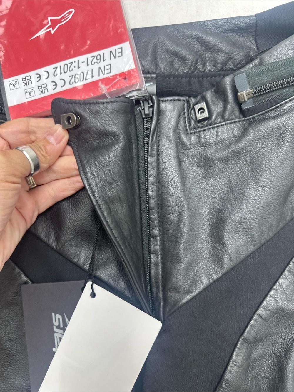 Alpinestars Vika V2 Womens Leather Motorcycle Pants Black NWT US Size 6 - Picture 5 of 10